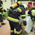 Zimmerbrand mit Menschenrettung