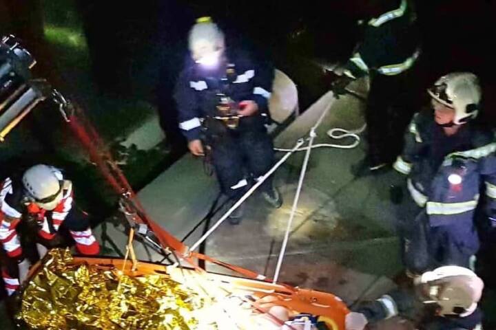 BF Wien: Abgestürzte Person in Wien-Neubau
