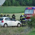 Fahrzeugüberschlag mit drei Personen