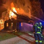 Brand eines Holzblockhauses in St. Stefan