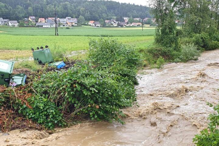 BFV Weiz: Feuerwehren im Unwettereinsatz im Bezirk