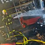 Brand im Garagentrakt eines Gewerbebetriebs