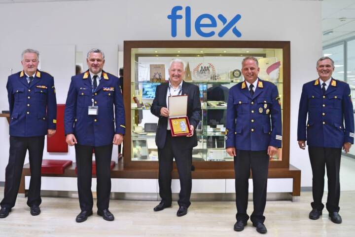 BFKdo. St.Veit/Glan: Feuerwehr dankt Erich Dörflinger