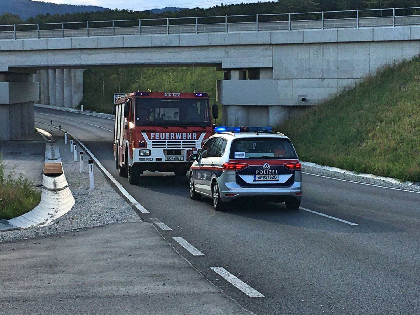 Bezirk Neunkirchen: Verkehrsunfall auf der B26
