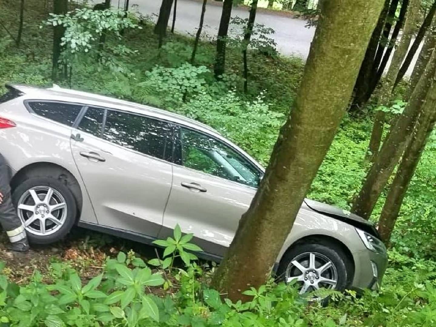 FF Krumbach: Fahrzeugbergung Haselgraben