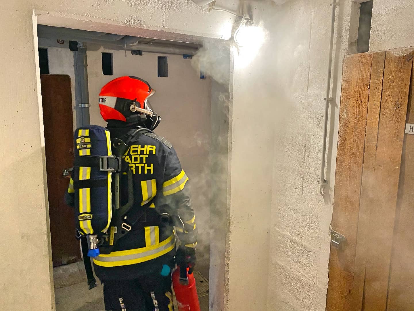 FF Ebenfurth: Kellerbrand in Wohnhausanlage