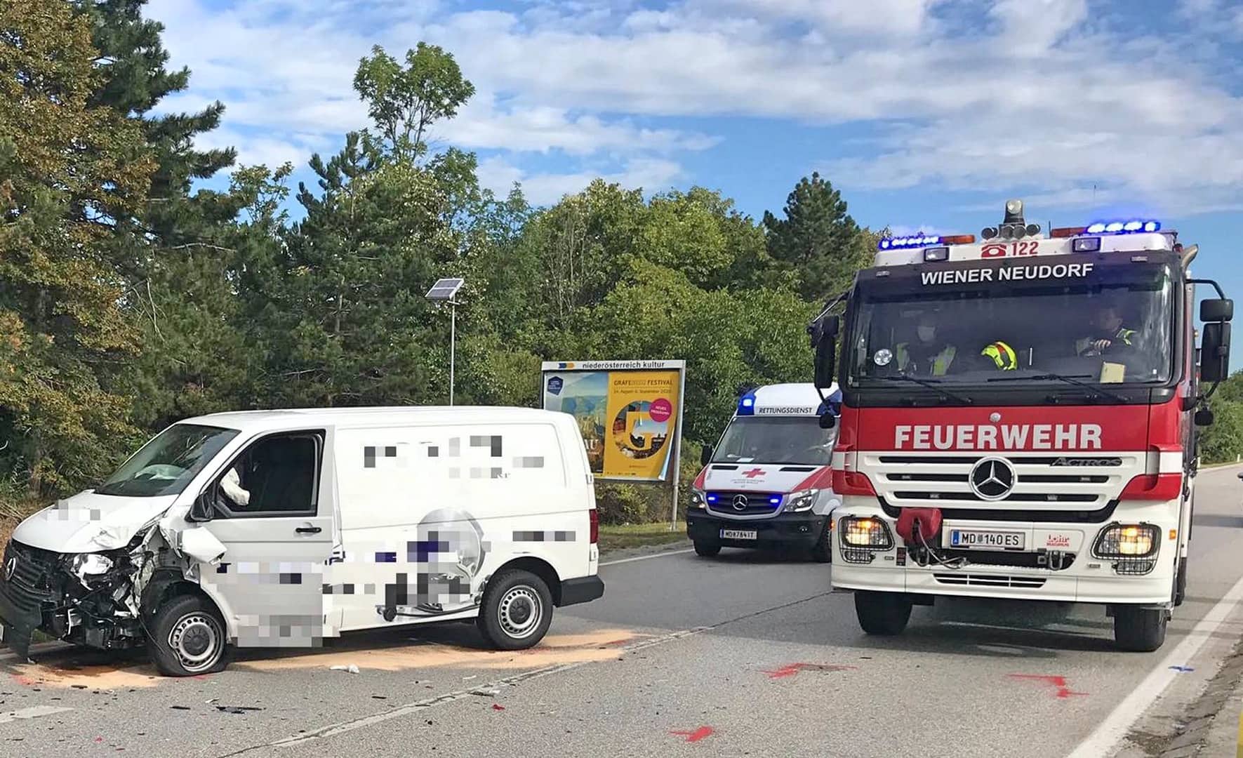FF Wiener Neudorf: Verkehrsunfall fordert verletzte Lenkerin