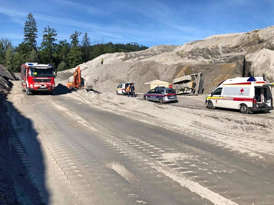 BFV Deutschlandsberg: Absturz einer Baumaschine