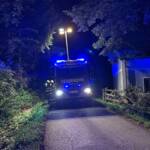 Fahrzeugbergung aus Bachbett