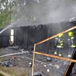 Brand einer Badehütte nach Blitzschlag