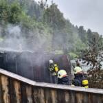 Brand einer Badehütte nach Blitzschlag