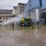 BF Wien: Inhalt eines Tankwagenauflegers erhitzt