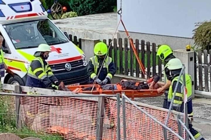 HFW Villach: Personenrettung auf Baustelle