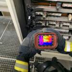 Elektroverteiler in Betriebsstätte fing Feuer