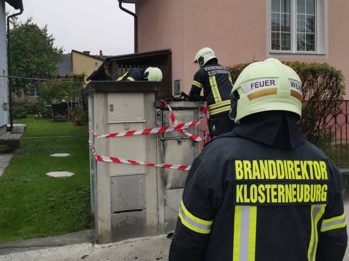 FF Klosterneuburg: Brand Elektro-Verteilerkasten