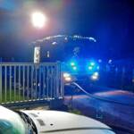 Schuppenbrand beschäftigt zwei Feuerwehren