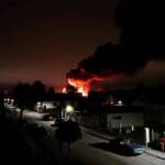 FF Himberg: Vollbrand einer Lagerhalle