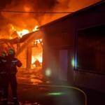 Vollbrand einer Lagerhalle