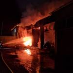 Vollbrand einer Lagerhalle