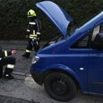 Lieferwagenbrand bei Volksschule