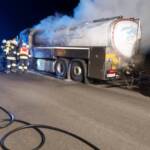 Milchtransporter geriet auf der B5 in Brand