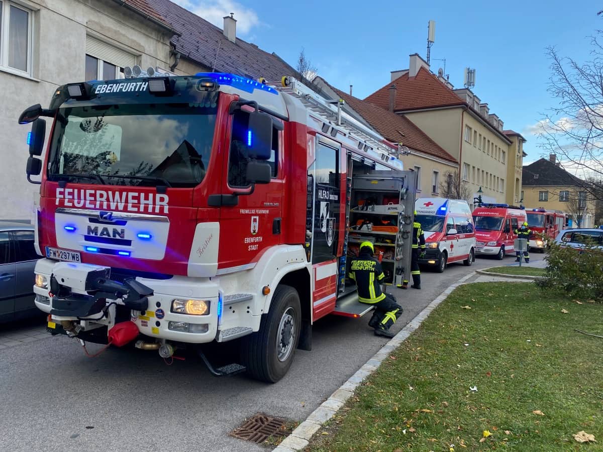 FF Ebenfurth: Türöffnung mit COVID-19 Verdacht