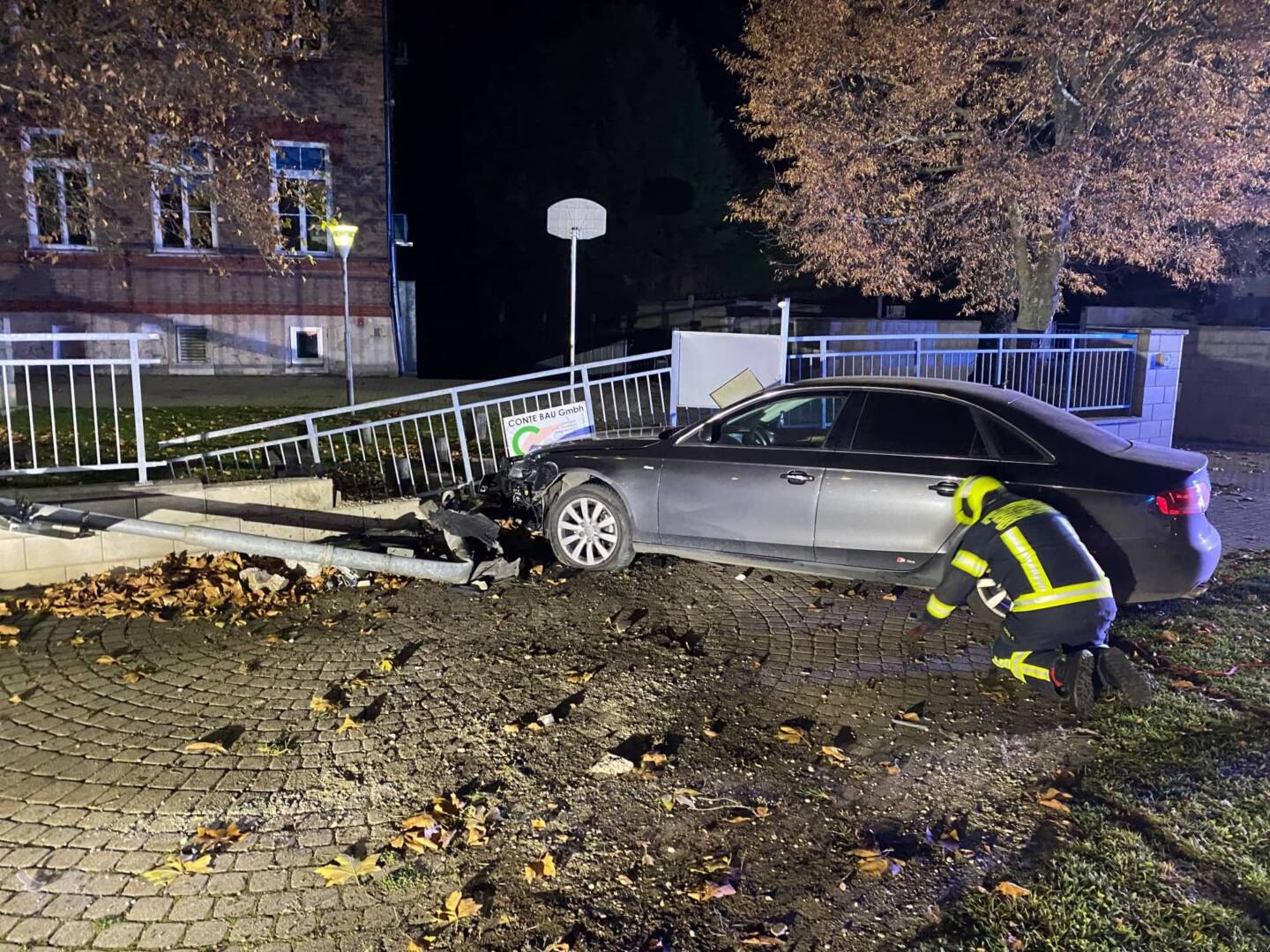 FF Ebenfurth: Spektakulärer Verkehrsunfall in Ebenfurth