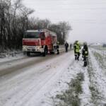 Wintereinbruch sorgt für LKW Bergungen