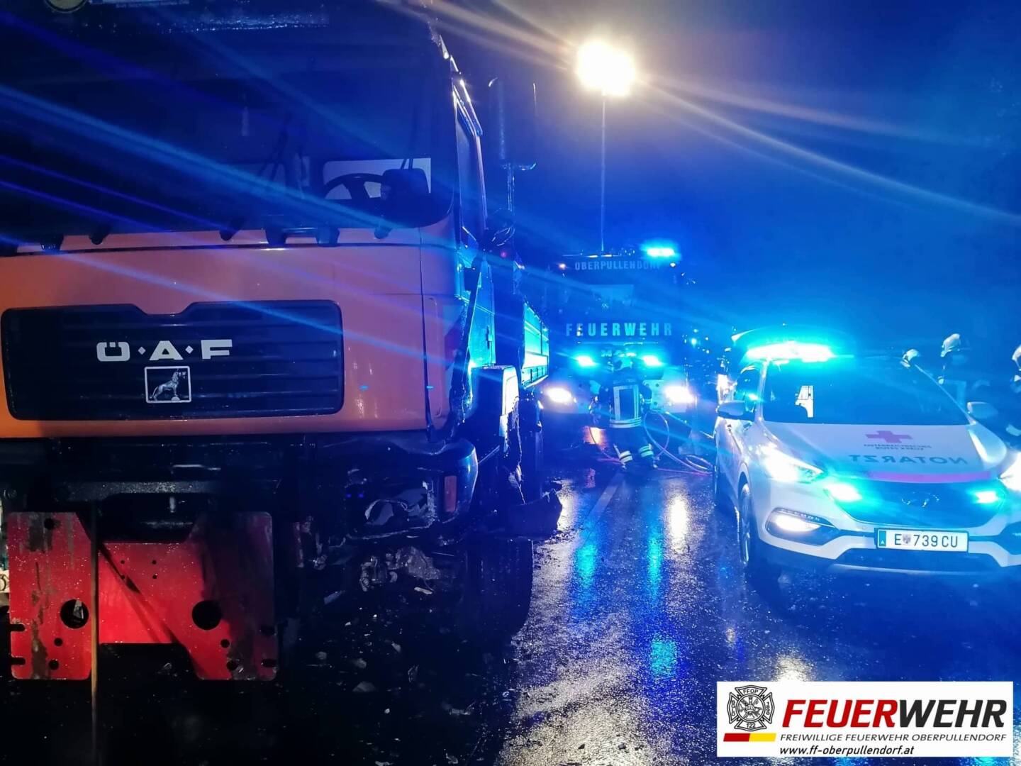 FF Oberpullendorf: Menschenrettung nach Verkehrsunfall
