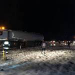 AFK Millstatt-Radenthein: Sattelzug blieb auf Glatteis hängen