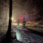 Schneefall fordert Feuerwehren