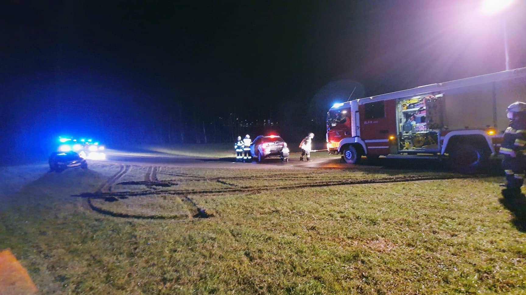 BFV Weiz: Christkindeinsatz nach Verkehrsunfall