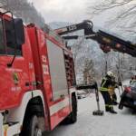 FF Bad Ischl: Fahrzeugbergung auf der Rettenbachalmstraße