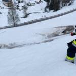 Feuerwehr unterstützte Absicherung von Schneebrett