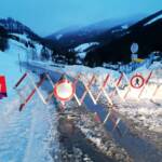 Feuerwehr unterstützte Absicherung von Schneebrett