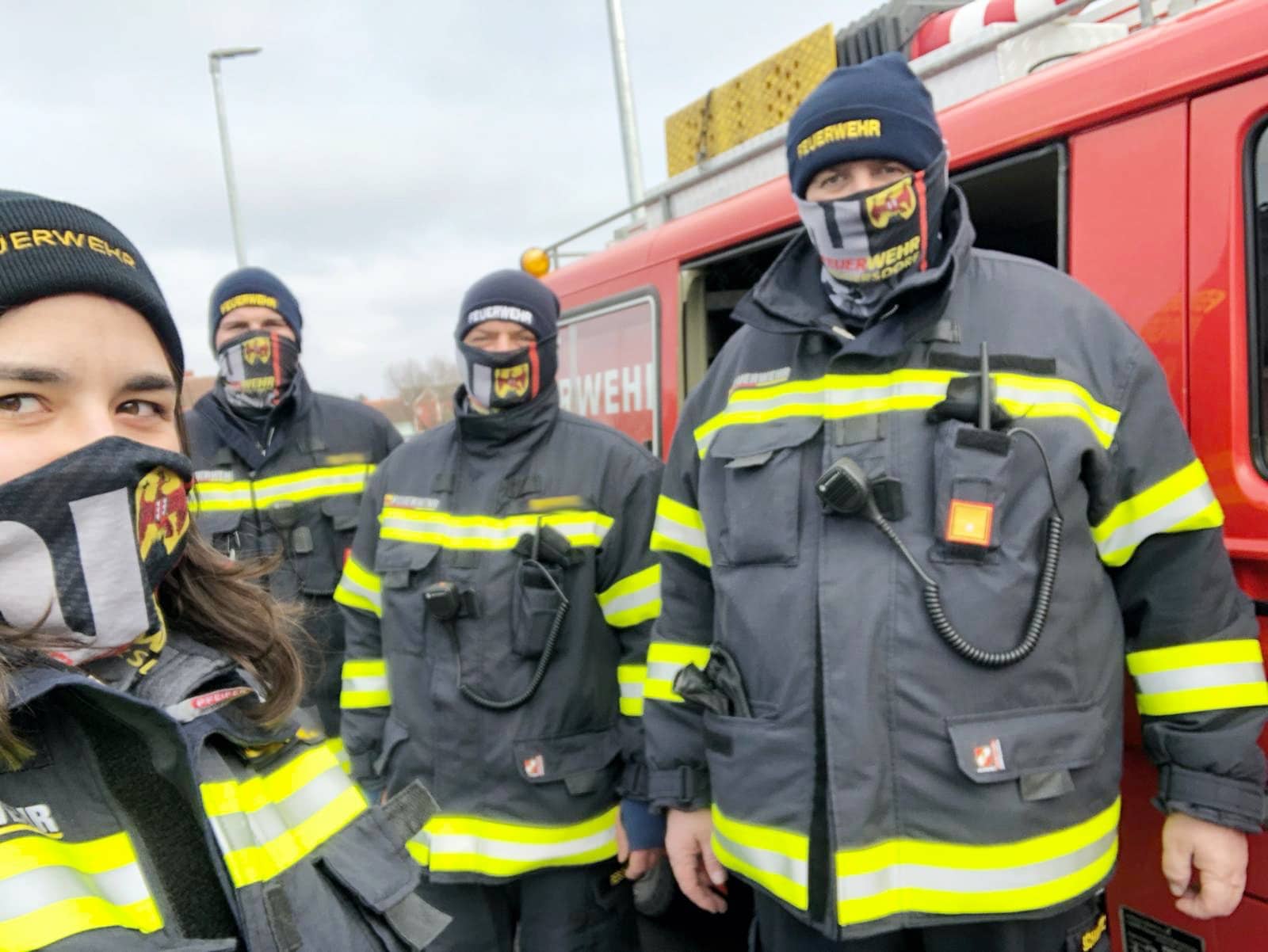 BFK Jennersdorf: Feuerwehren unterstützen Covid Massentests