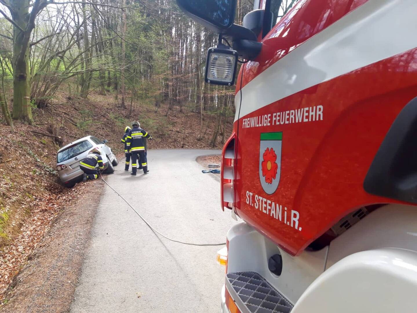 BFV Feldbach: Fahrzeugbergung in Schichenau
