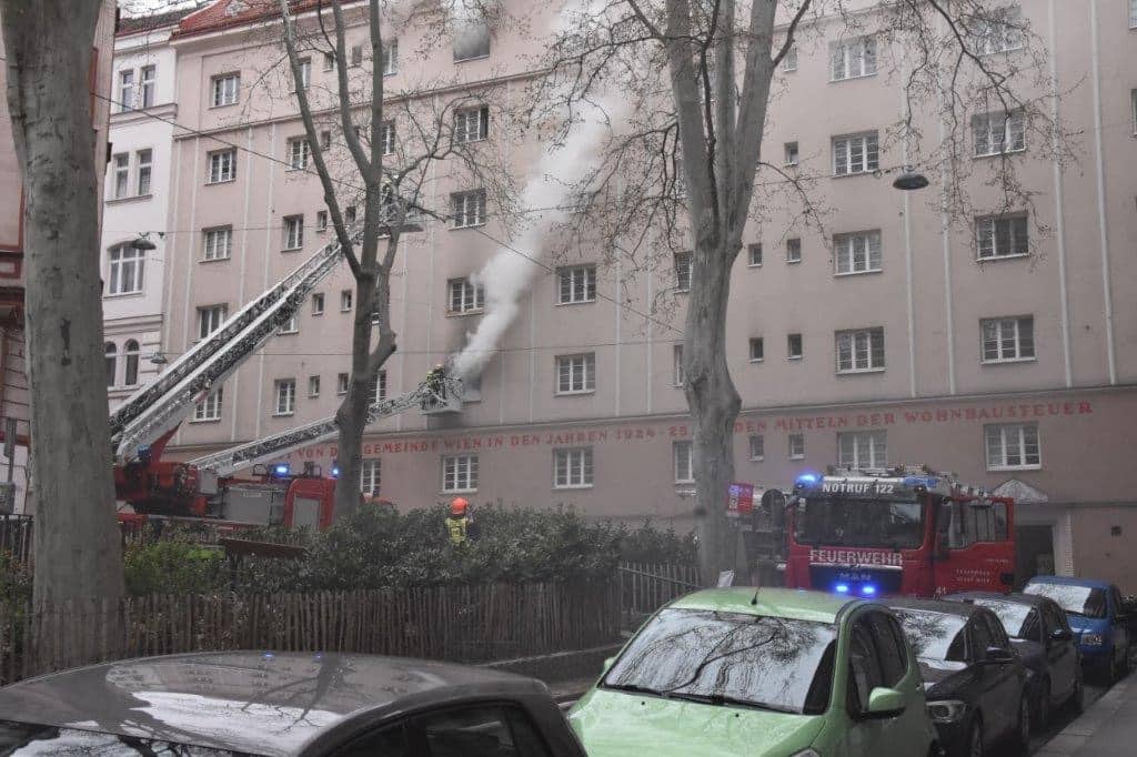 Zimmerbrand in Wien – Alsergrund