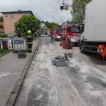 LKW verliert hunderte Liter Treibstoff
