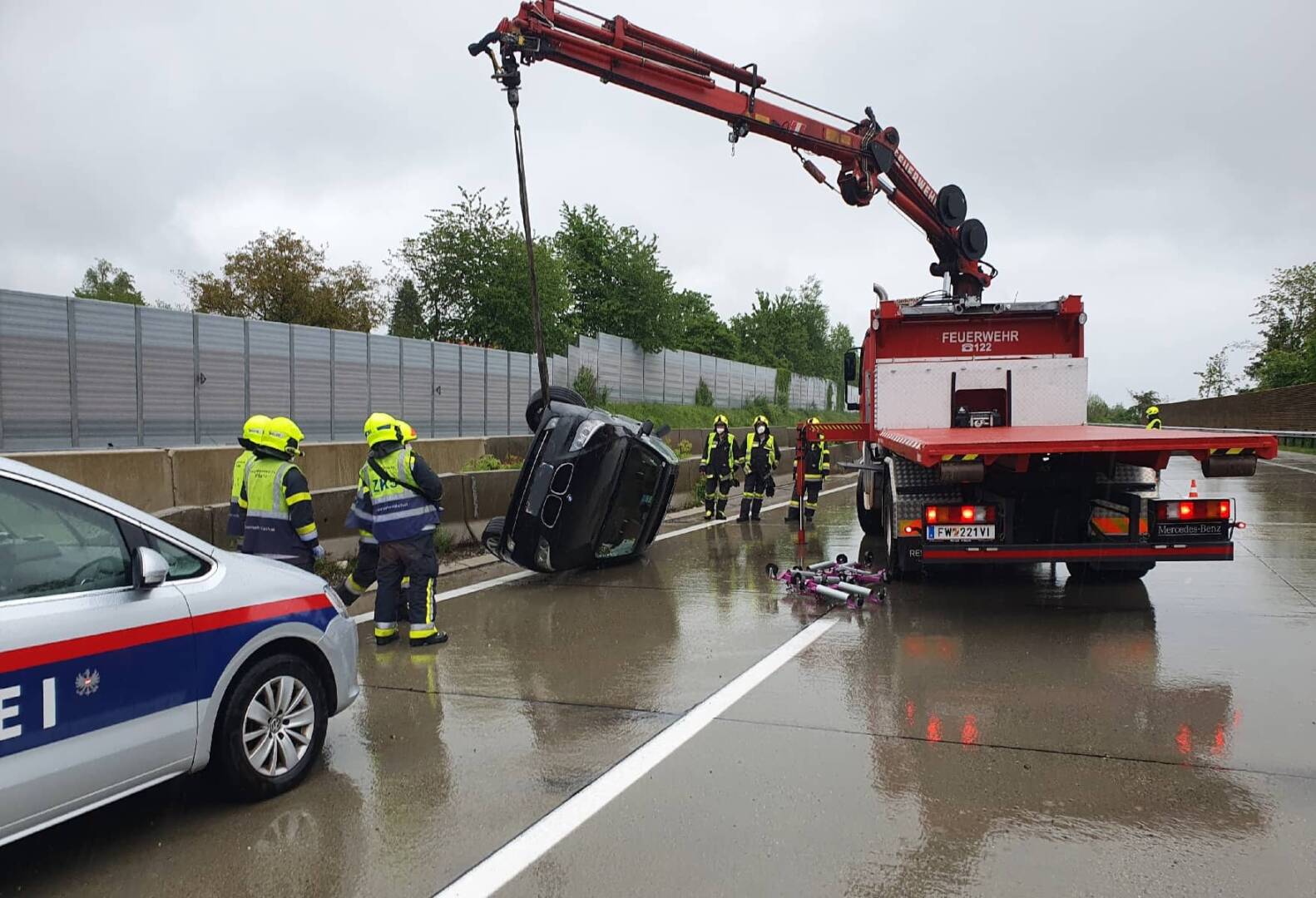 HFW Villach: Verkehrsunfall auf der Südautobahn
