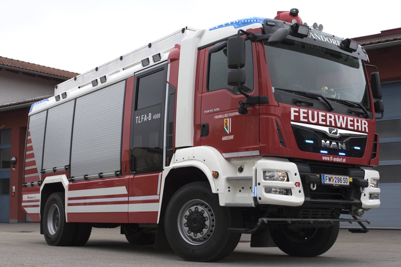 FF Andorf: Neues Einsatzfahrzeug TLFA-B 4000