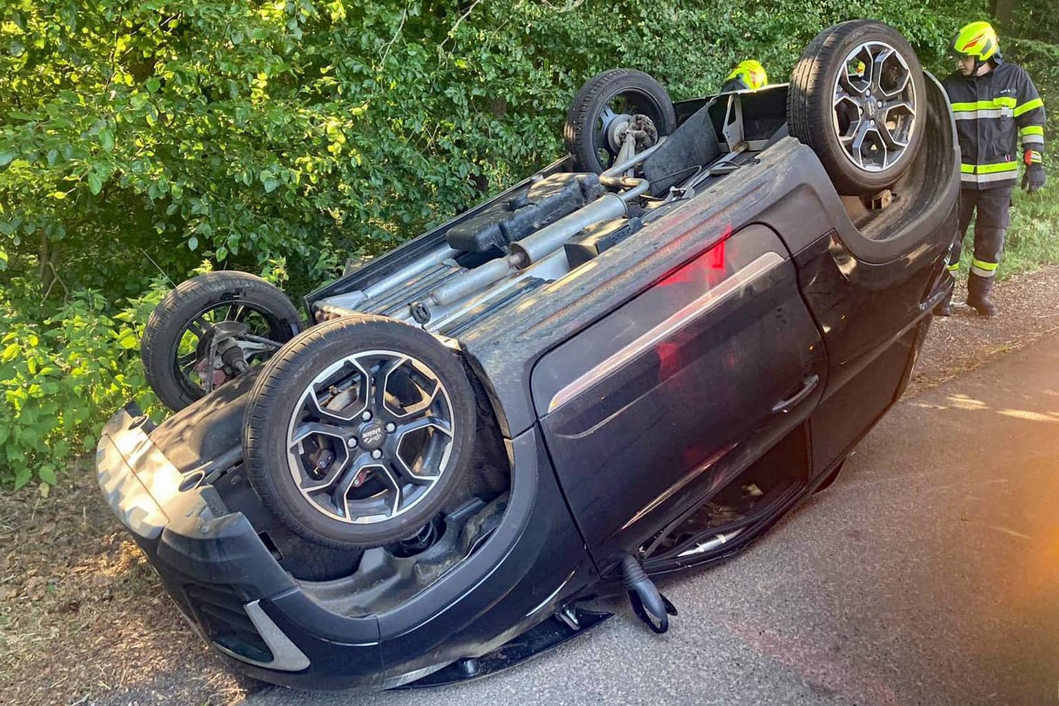 BFV Feldbach: Verkehrsunfall mit Mopedauto