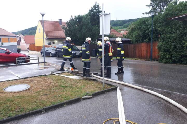 FF Statzendorf: Hochwassereinsätze im Fladnitztal