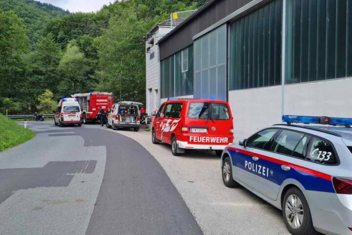 BFV Deutschlandsberg: Menschenrettung aus Schwarzer Sulm