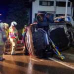 Verkehrsunfall mit eingeklemmter Person