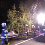 Fahrzeugbergung auf der B145 Höhe Kaiserparktunnel