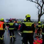 Verkehrsunfall mit eingeklemmter Person