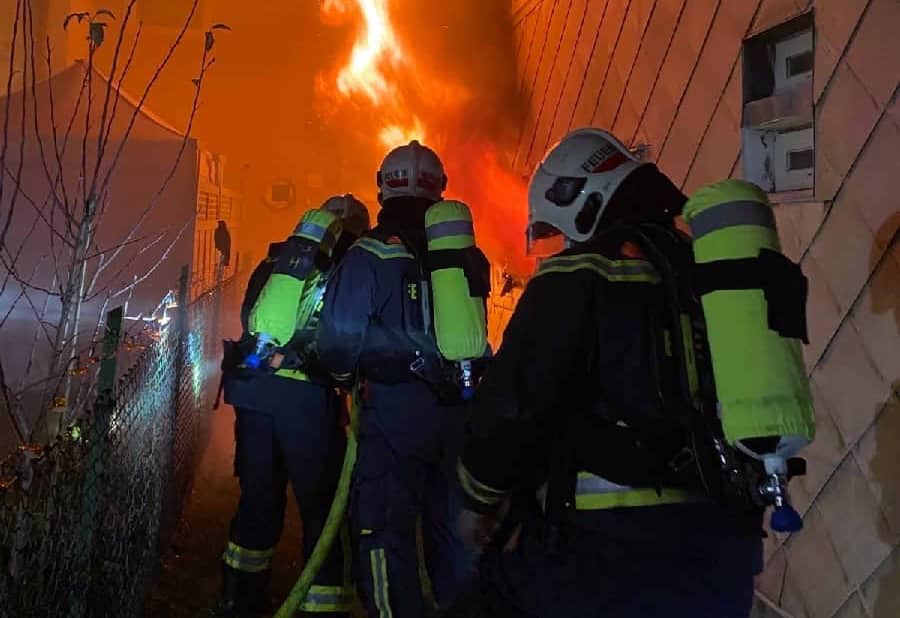 BF Wien: Zimmerbrand in Wien – Ottakring