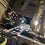 Befreiung aus Autolift in Wien - Hernals