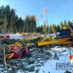 Schwerer Forstunfall in schwierigem Gelände endet tödlich